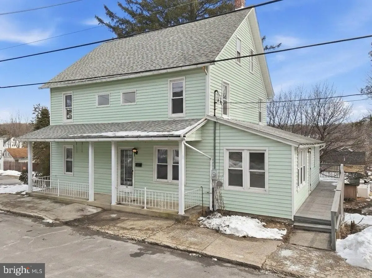 25-27 N 5th St, Bangor, PA 18013 - #1