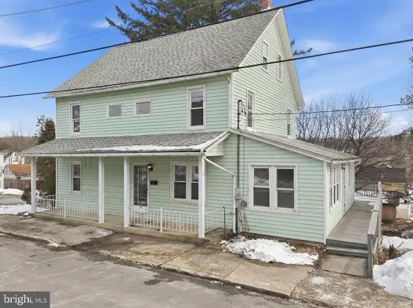 25-27 N 5th St, BANGOR, PA 18013