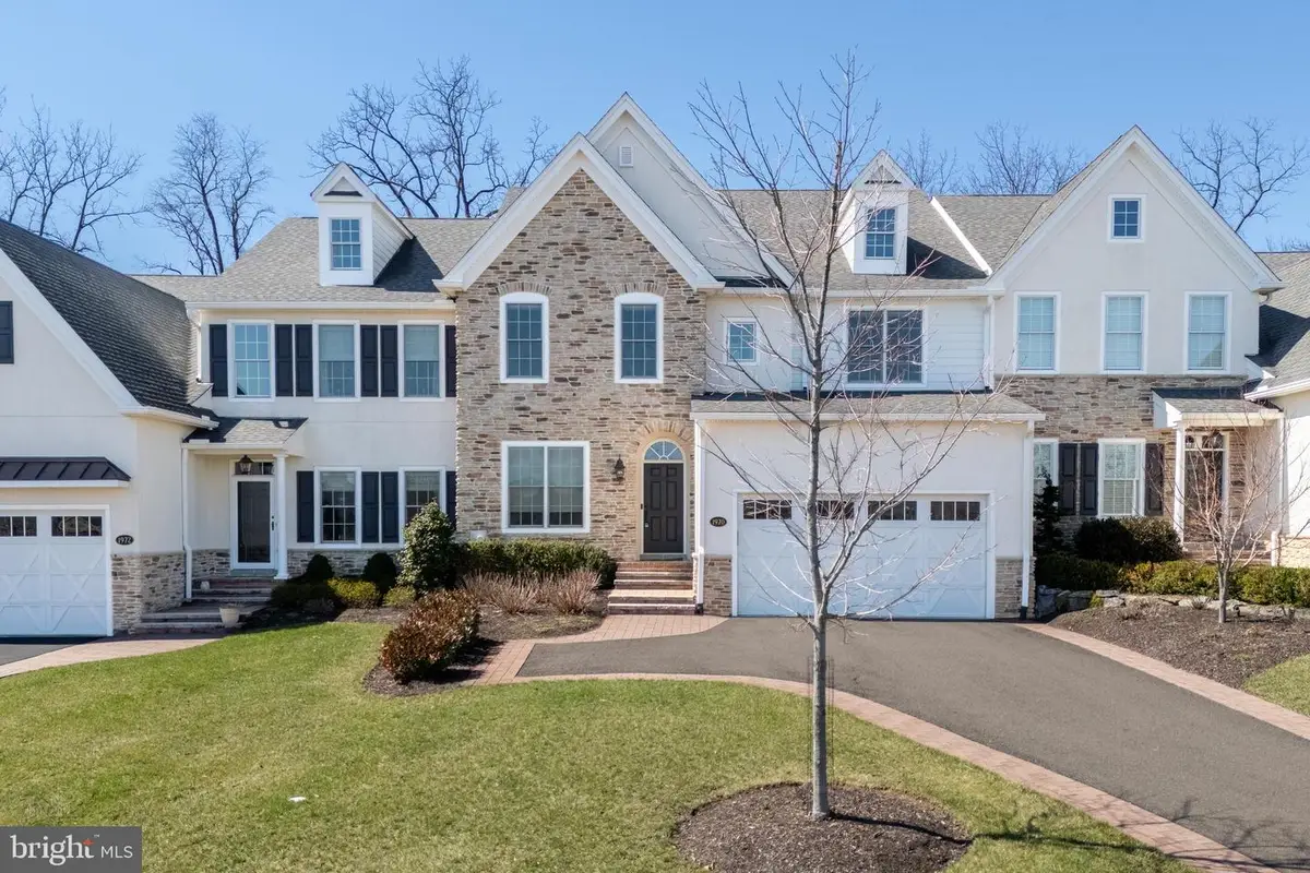 1970 Carriage Knoll Dr, Bethlehem, PA 18015 - #1