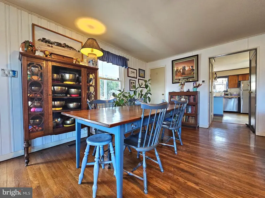 205 Valley View Rd, Hellertown, PA 18055 - #3