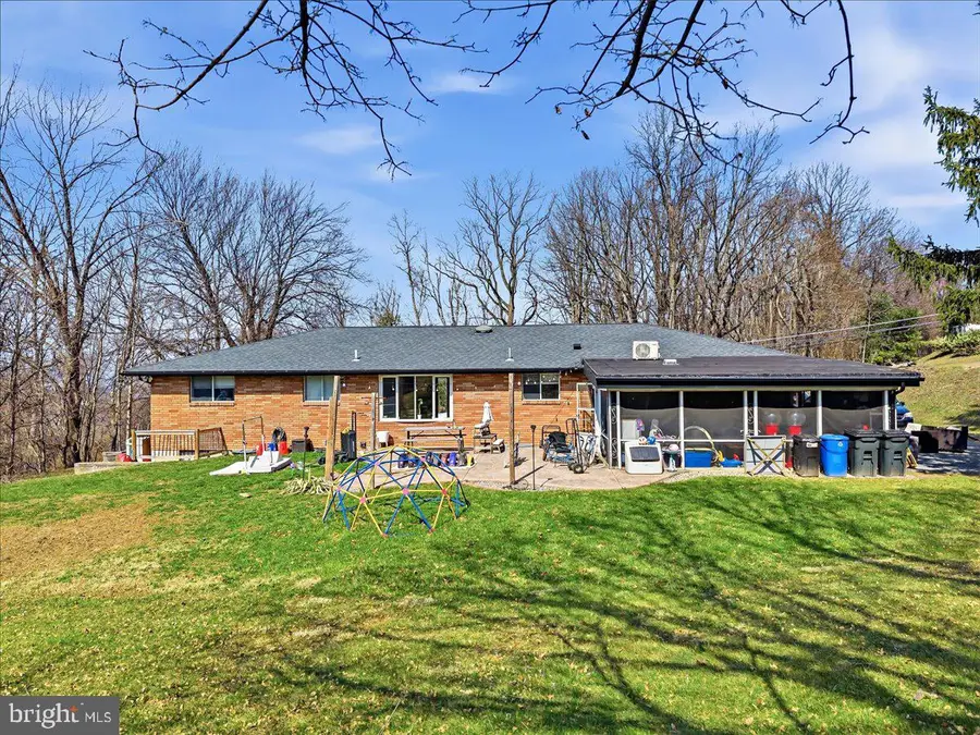 150 Diehl Rd, Easton, PA 18042 - #3