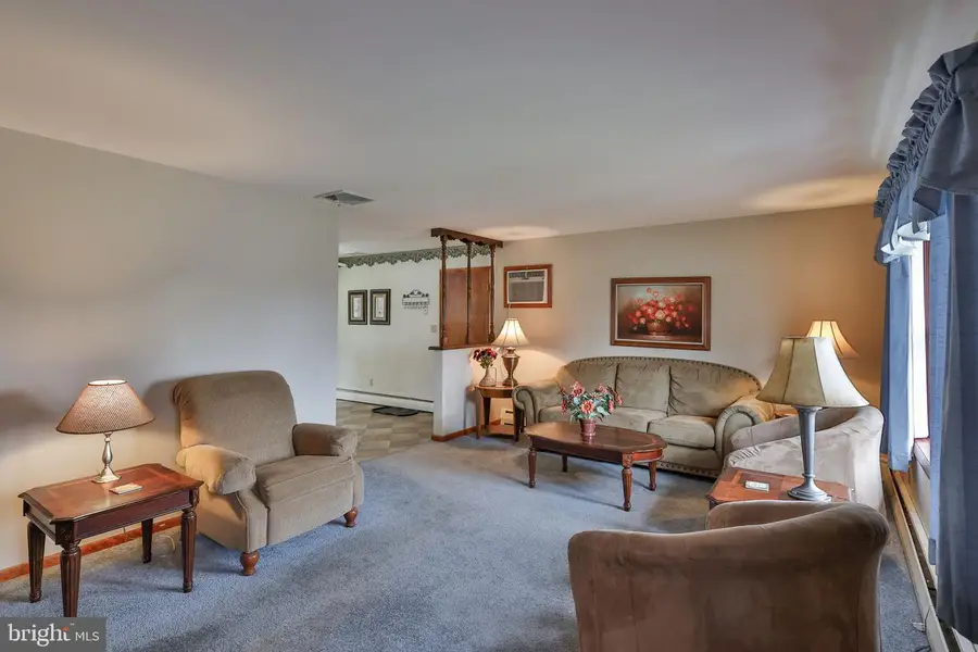 4514 Steuben Rd, Bethlehem, PA 18020 - #3