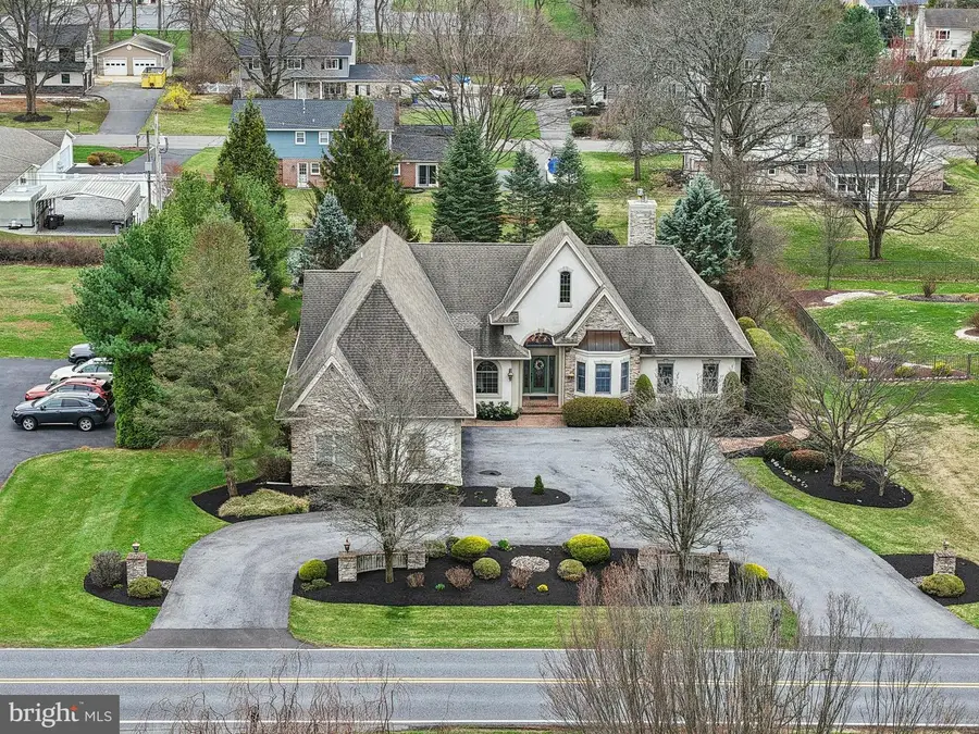 951 Macada Rd, Bethlehem, PA 18017 - #2