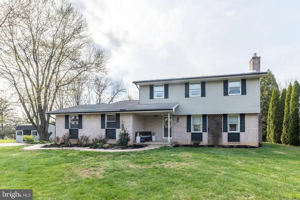 680 Hope Dr, Nazareth, PA 18064 - #1