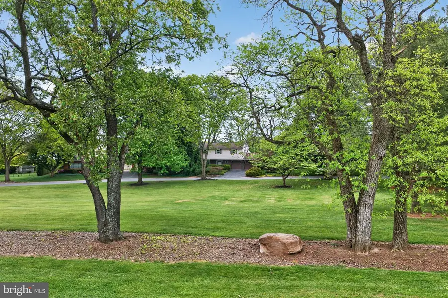 1189 Bluestone Dr, Bethlehem, PA 18017 - #3