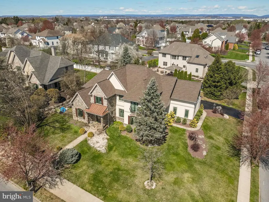 49 Crest Blvd, Easton, PA 18045 - #2