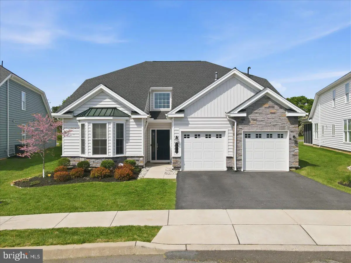 3912 Independence Dr, Easton, PA 18045 - #1