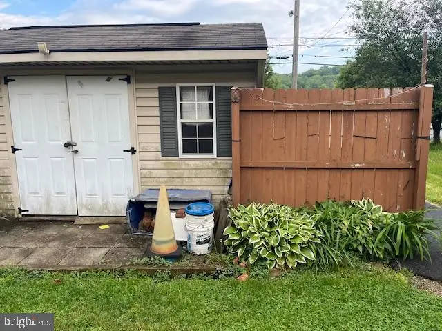210 Palmer St, Easton, PA 18042 - #3