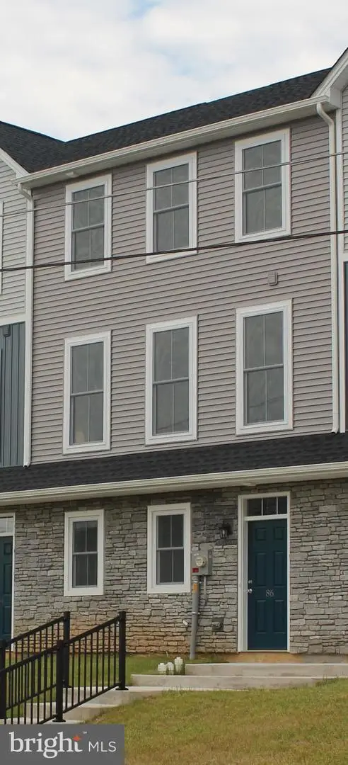 86 Hess Ave, Hellertown, PA 18055 - #1