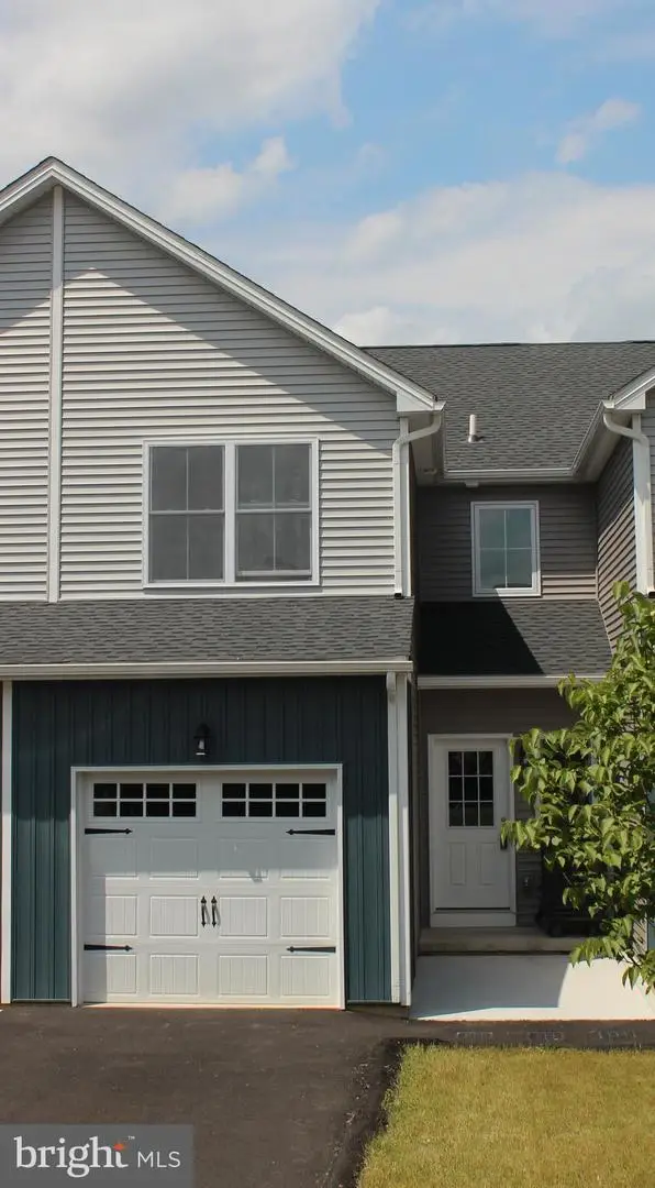 86 Hess Ave, Hellertown, PA 18055 - #2