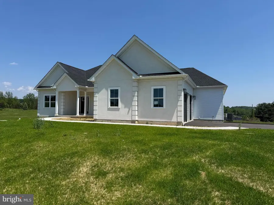 448 Long Lane Rd, Walnutport, PA 18088 - #2