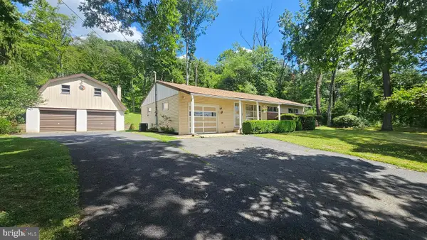 2529 Ringhoffer Rd, HELLERTOWN, PA 18055