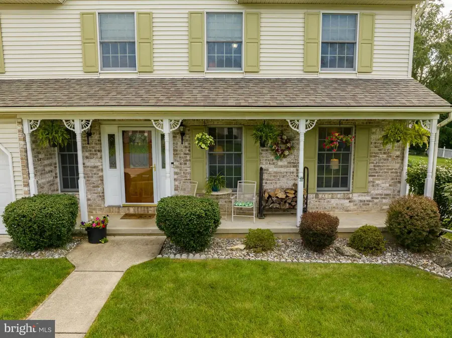 410 E Mayfield Cir, Bethlehem, PA 18020 - #2