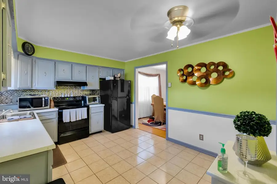 214 10th Ave, Bethlehem, PA 18018 - #2