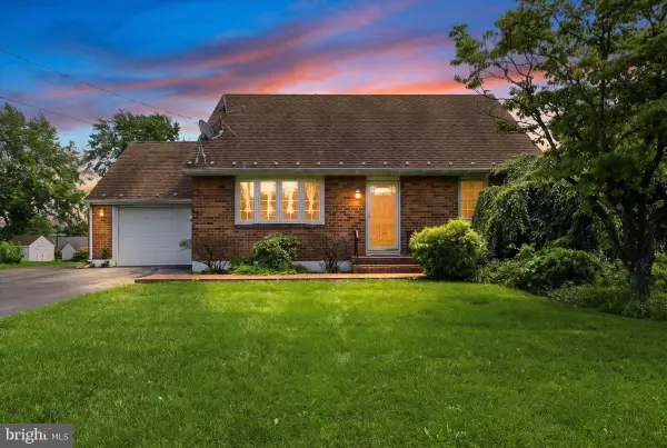 4460 Henry, EASTON, PA 18045