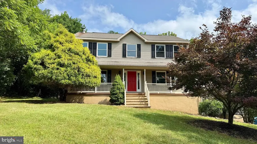 18 Joan St, Easton, PA 18042 - #3
