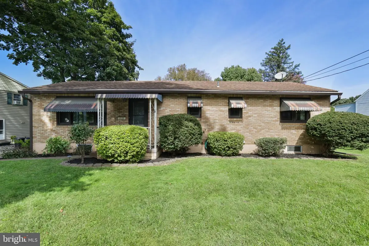 1539 Spring Garden St, Easton, PA 18042 - #1