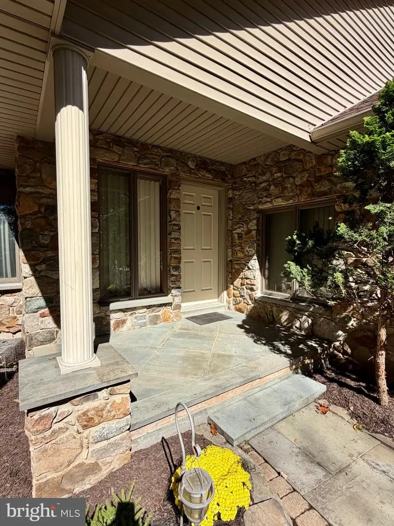 229 Kromer Rd, Wind Gap, PA 18091 - #3