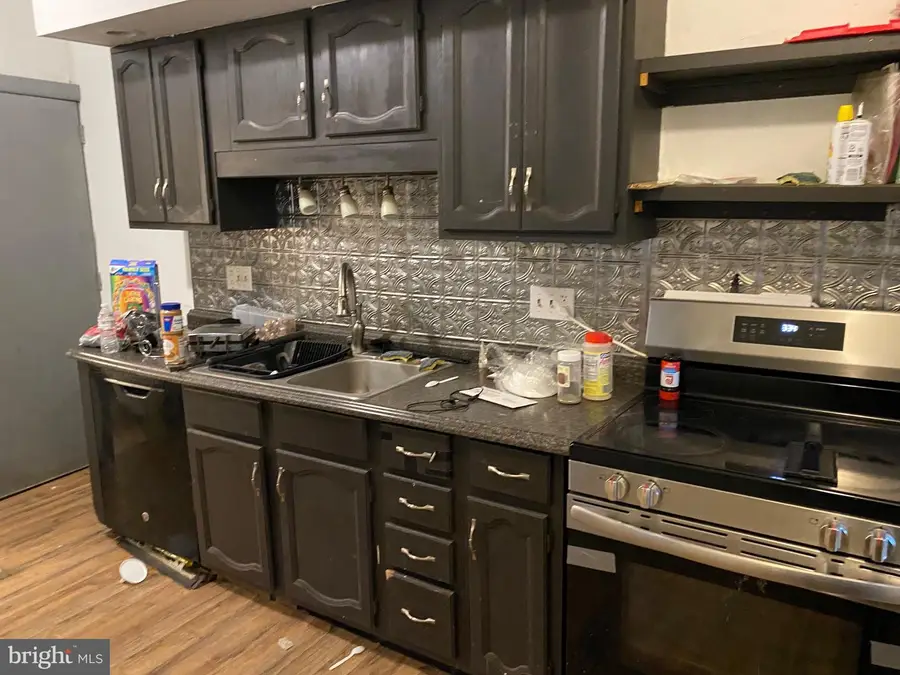 17 N Grant St, Shamokin, PA 17872 - Image #3