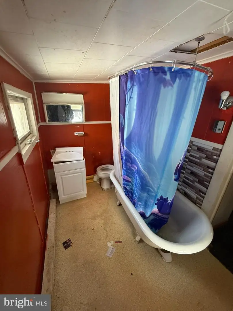 303 W 2nd St, Mount Carmel, PA 17851 - Image #2