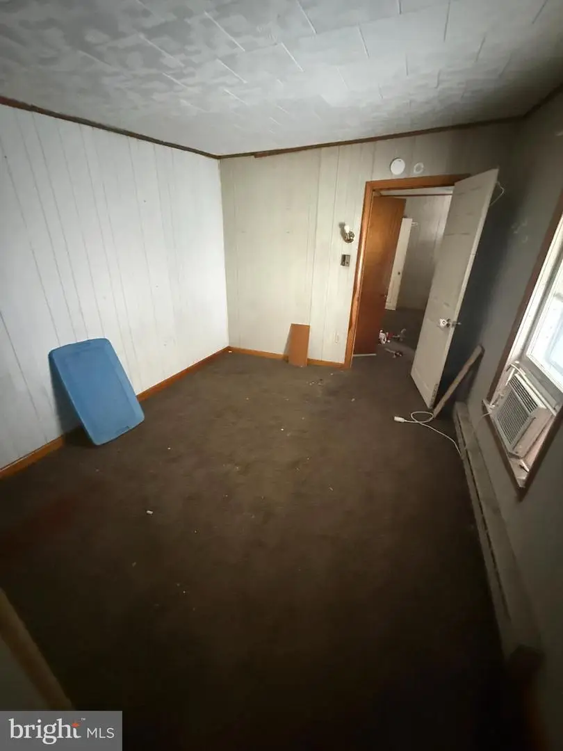 303 W 2nd St, Mount Carmel, PA 17851 - Image #3