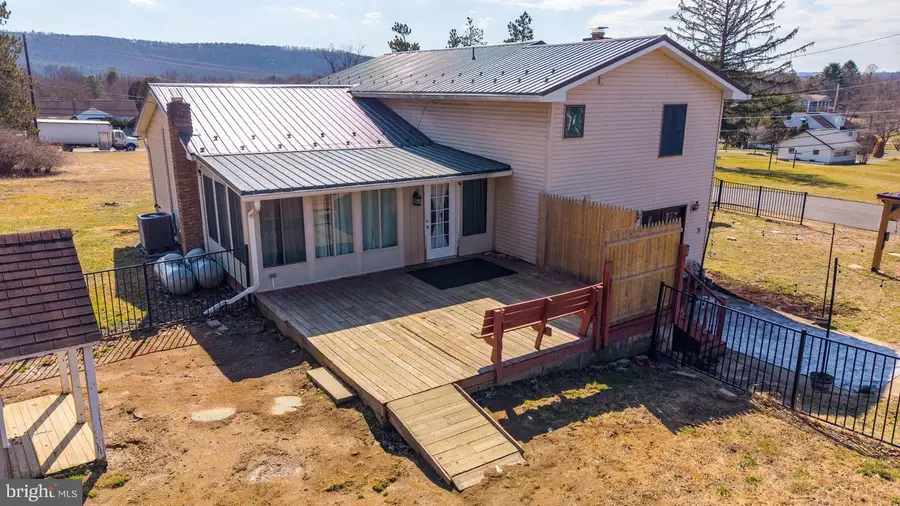 148 Penn Ave, Elysburg, PA 17824 - #3