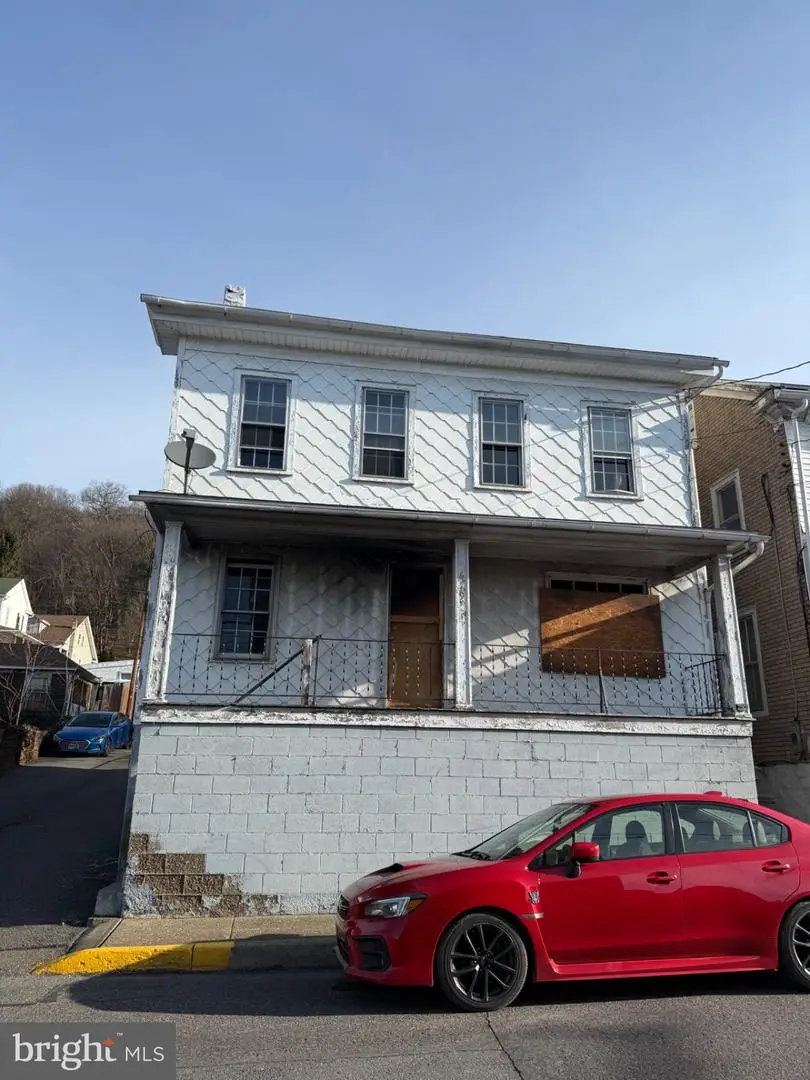 617-619 E Packer St, Shamokin, PA 17872 - #1