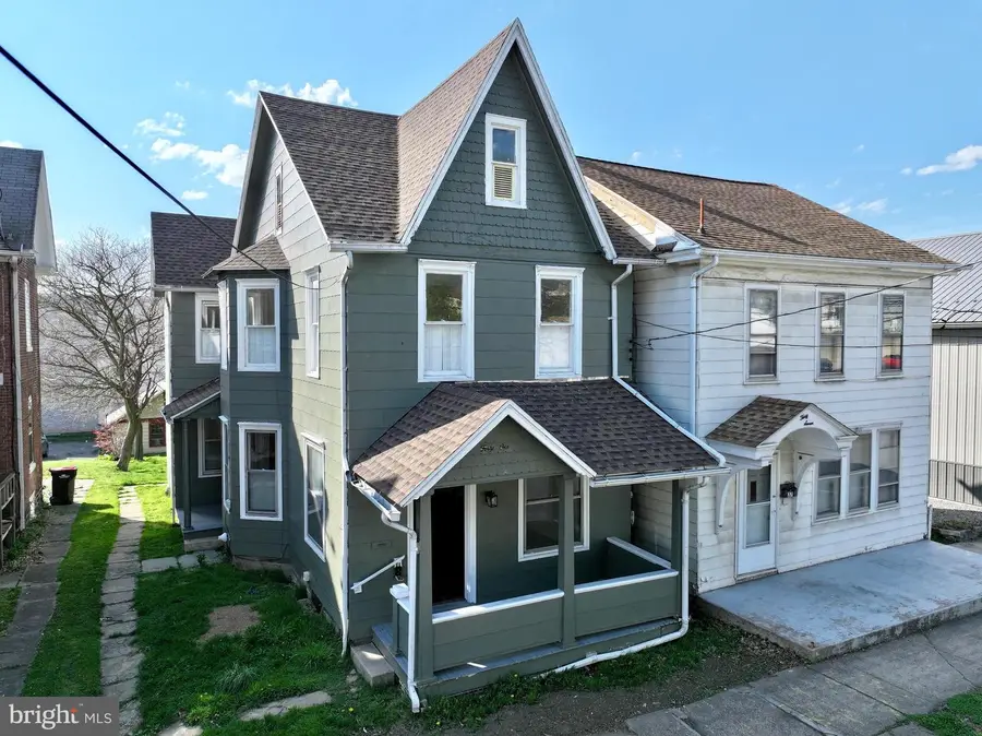 41 S 10th St, Sunbury, PA 17801 - #2