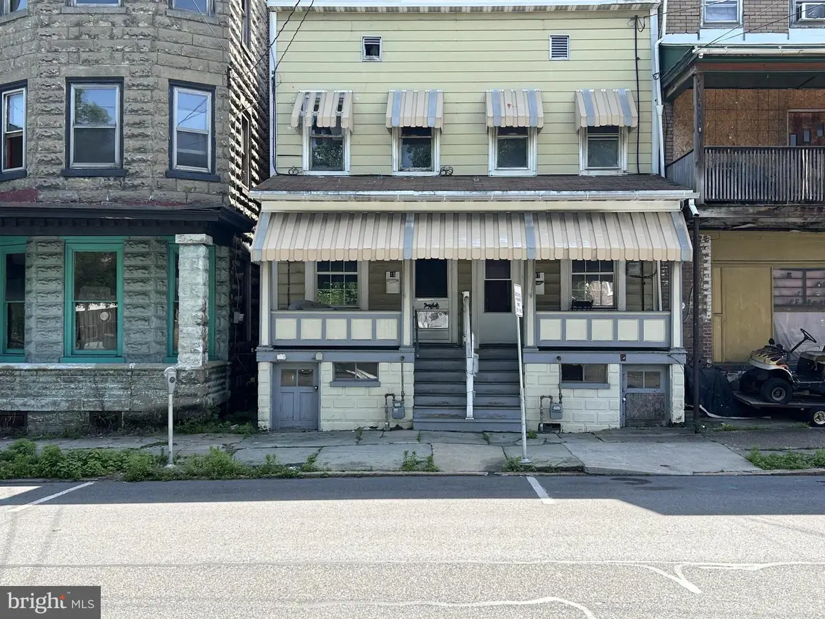 45-47 S Market St, Shamokin, PA 17872 - #1