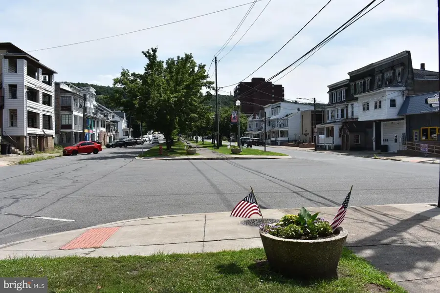 45-47 S Market St, Shamokin, PA 17872 - #2