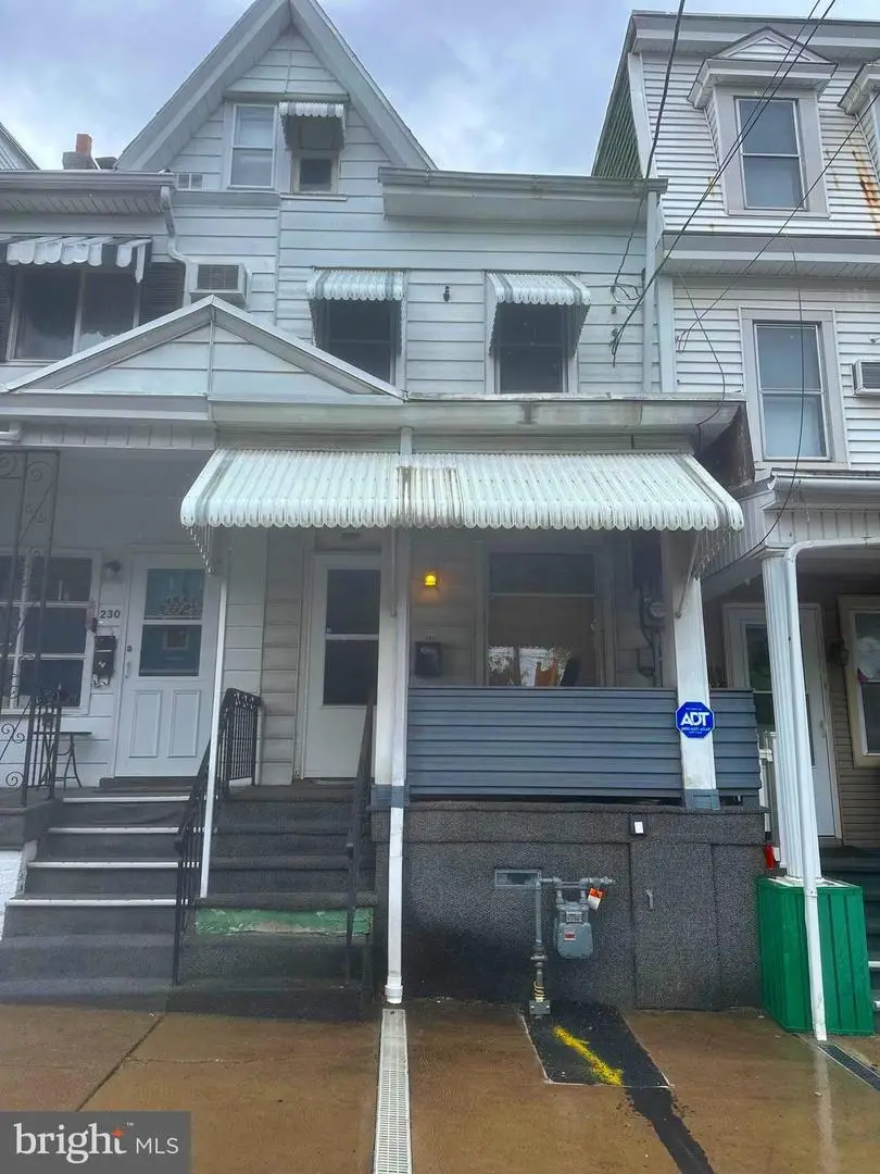 228 E 7th St, Mount Carmel, PA 17851 - #1