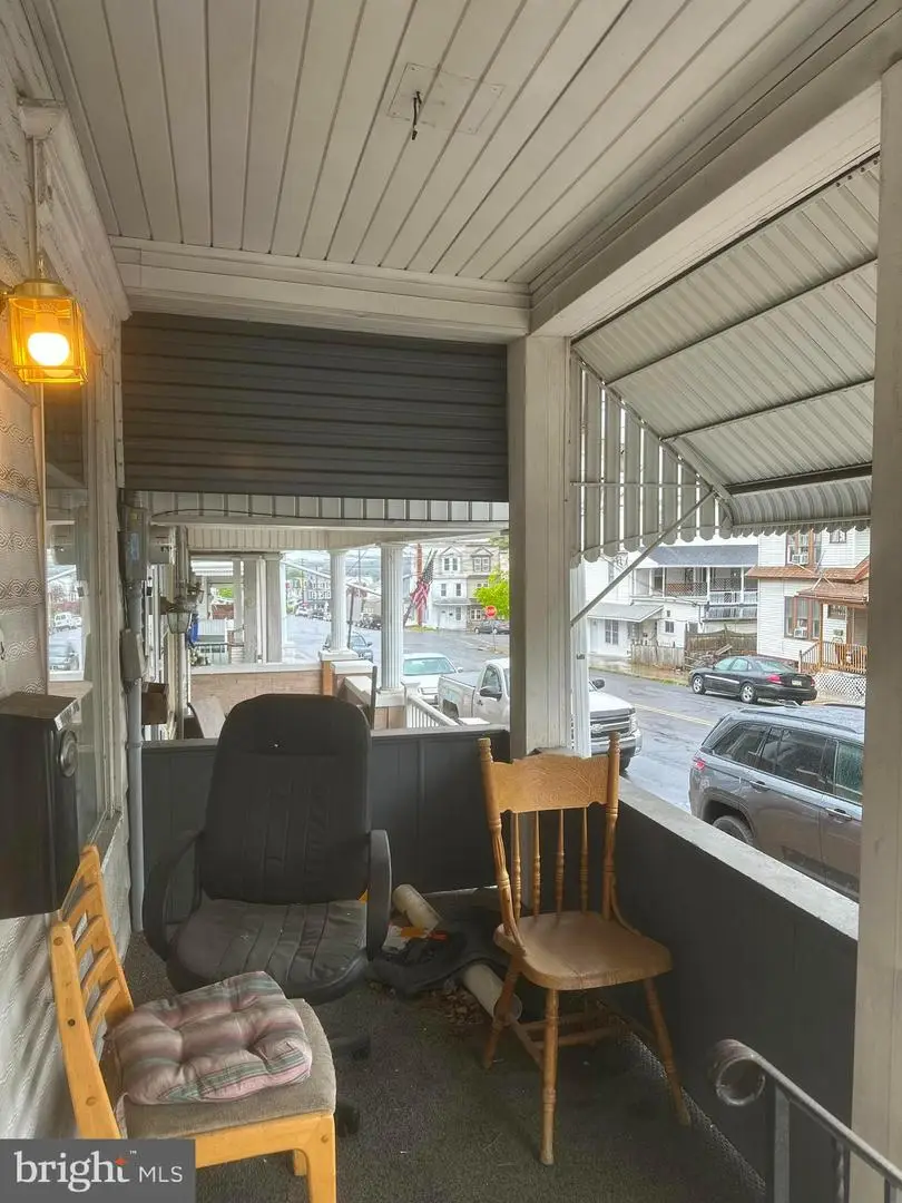 228 E 7th St, Mount Carmel, PA 17851 - #3