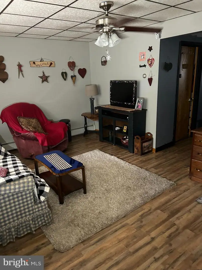 136-138 S Market St, Shamokin, PA 17872 - #3