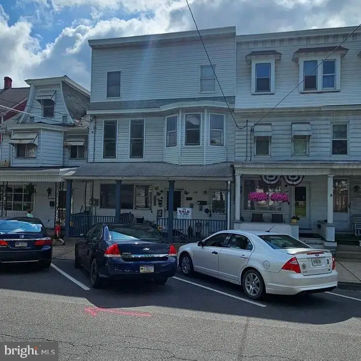 136-138 S Market St, Shamokin, PA 17872 - #1