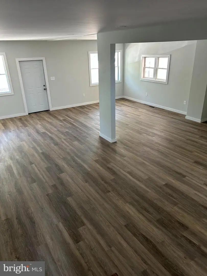 338 S Market St, Shamokin, PA 17872 - #2