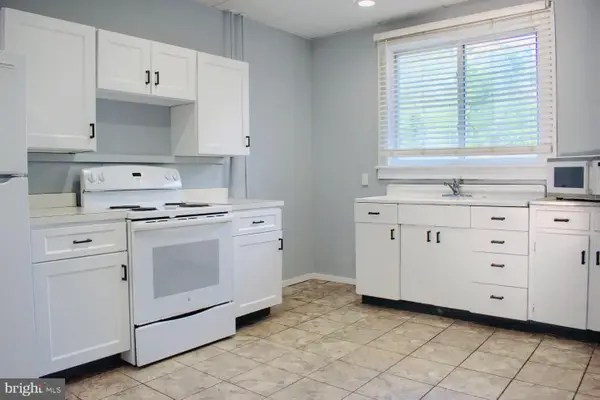 27 Sheridan St N, COAL TOWNSHIP, PA 17866
