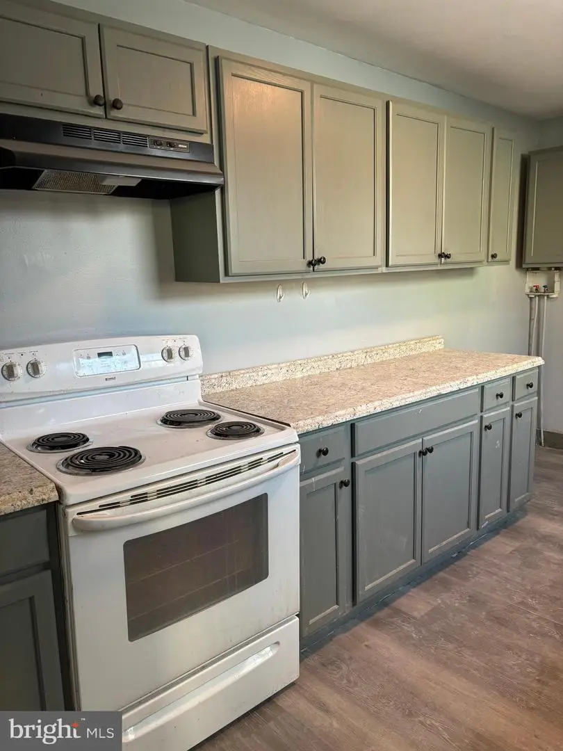 454 S Pearl St, Shamokin, PA 17872 - #3