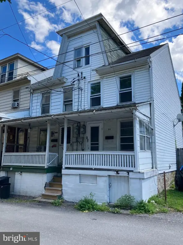 918 W Wood St, COAL TOWNSHIP, PA 17866