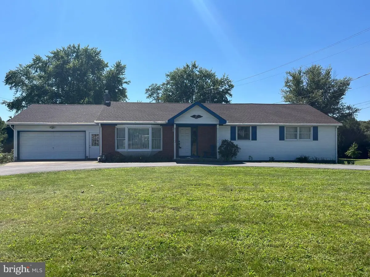 1241 Susquehanna Trl, Northumberland, PA 17857 - #1
