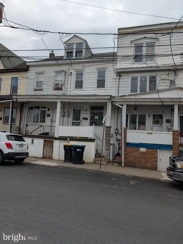 438 W 6th St, MT CARMEL, PA 17851