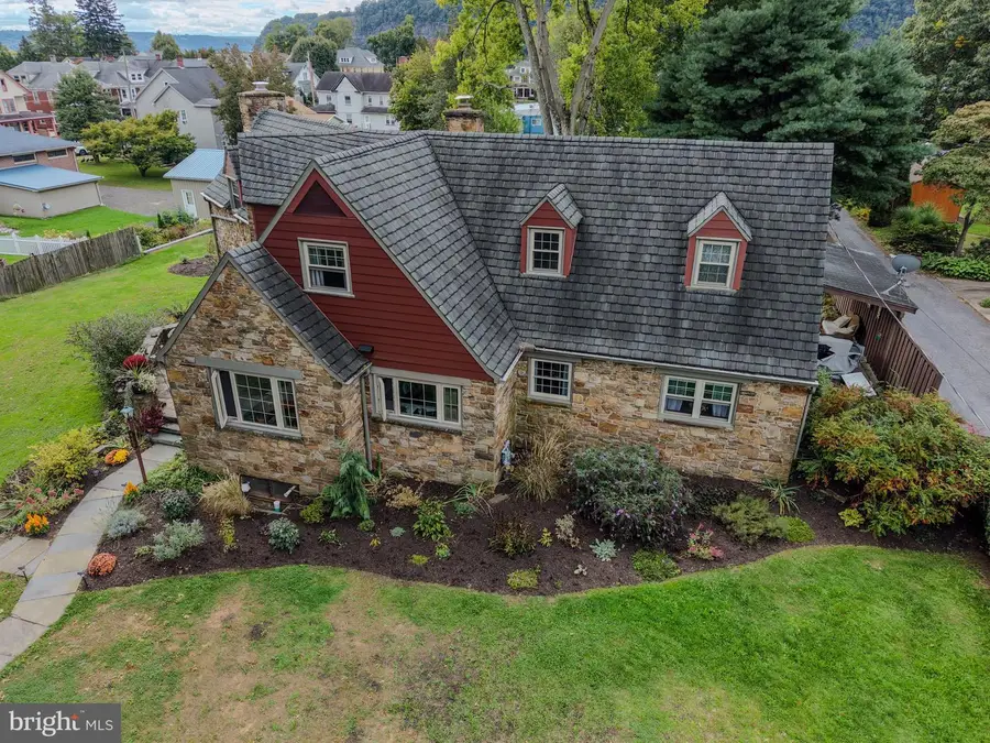 447 Orange St, Northumberland, PA 17857 - #2