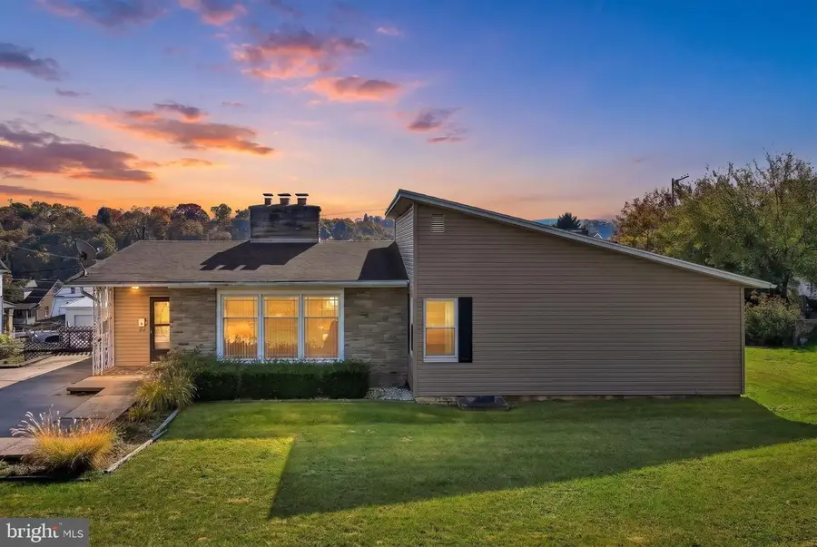 1500 W Walnut St, Coal, PA 17866 - #3
