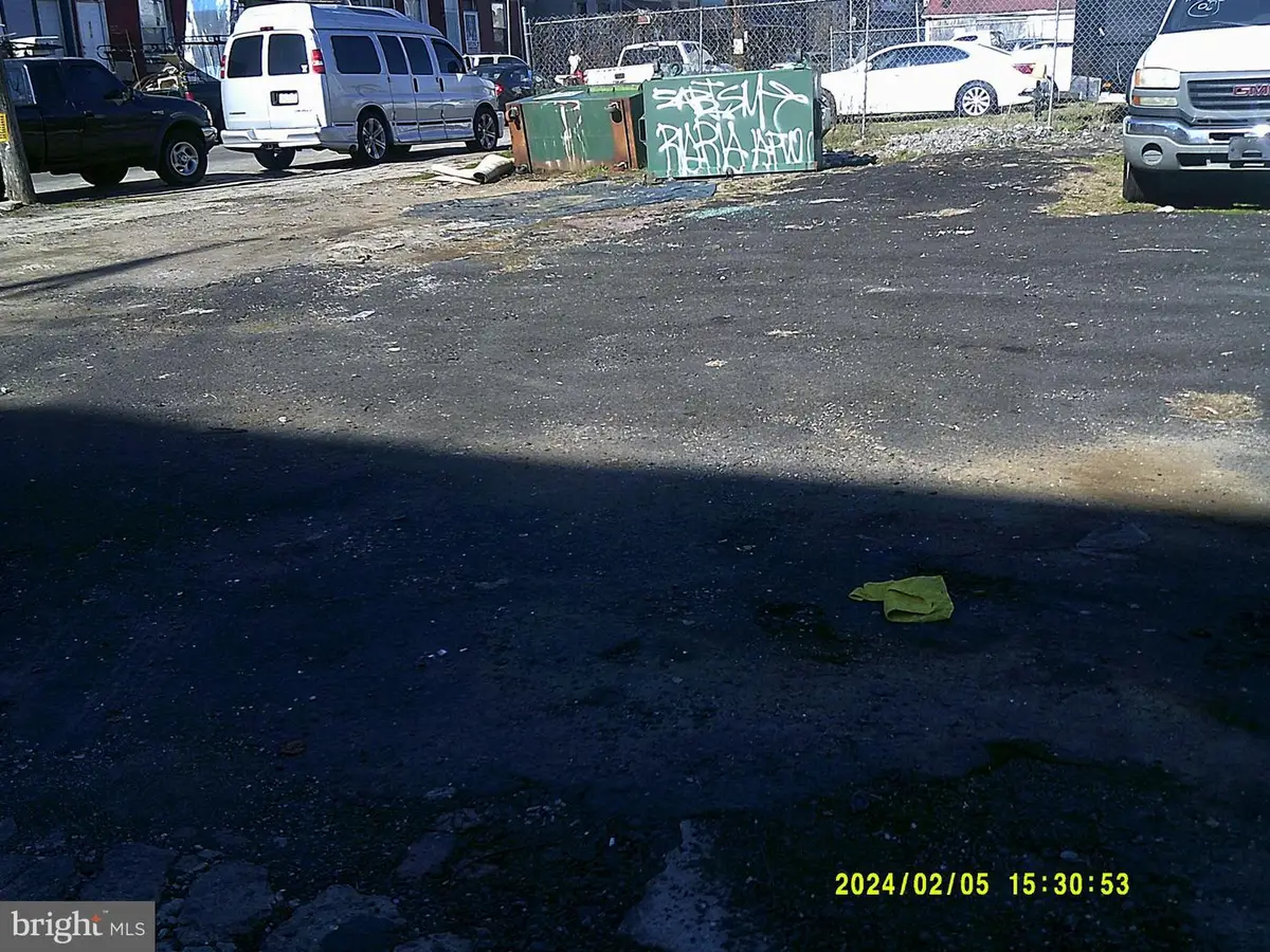 271 W Indiana Ave, Philadelphia, PA 19133 - Image #1