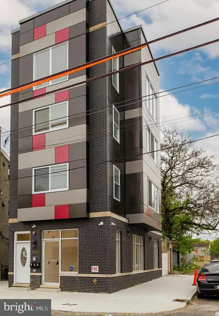 2118 W Oxford St, Philadelphia, PA 19121 - Image #1