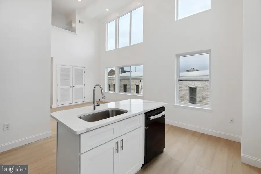 2118 W Oxford St, Philadelphia, PA 19121 - Image #3