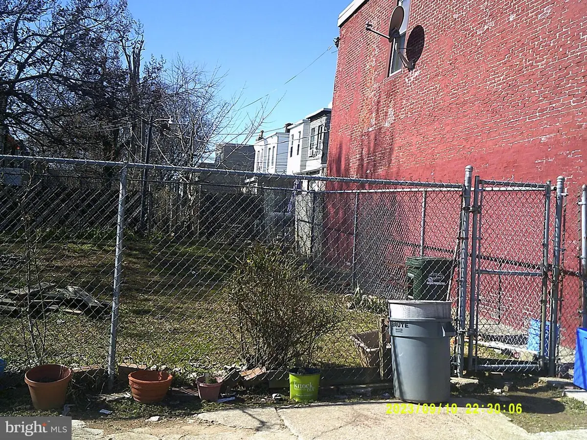 894 N 49th St, Philadelphia, PA 19139 - Image #1