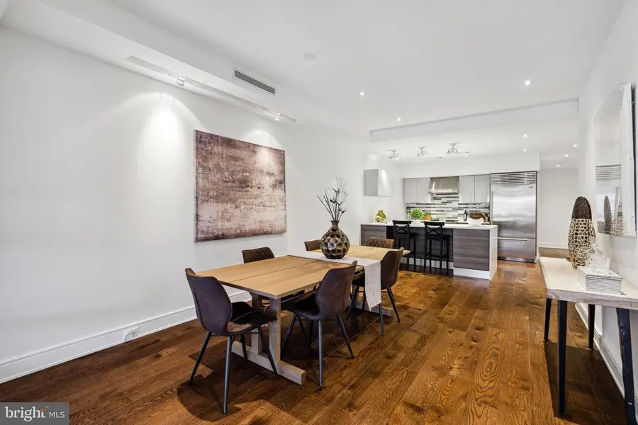 233 Chestnut St #4, Philadelphia, PA 19106 - #2