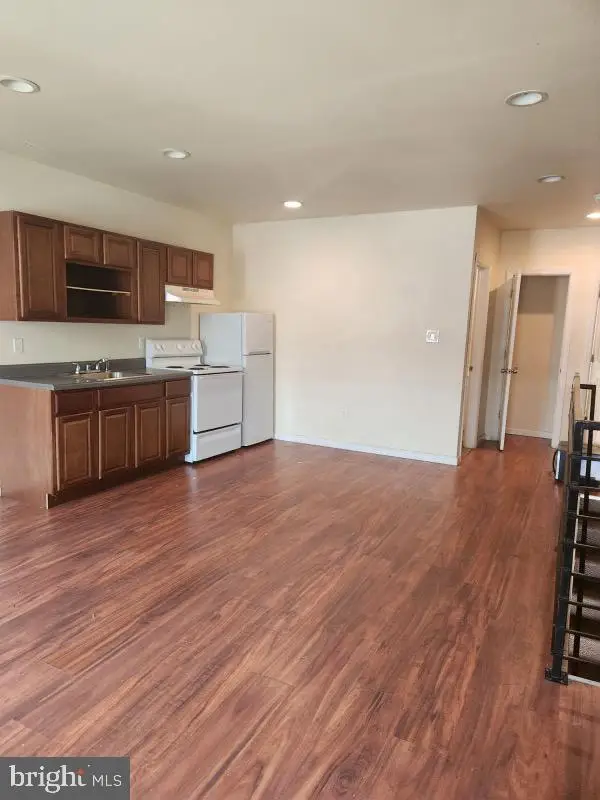 1824 E Madison St, Philadelphia, PA 19134 - Image #2