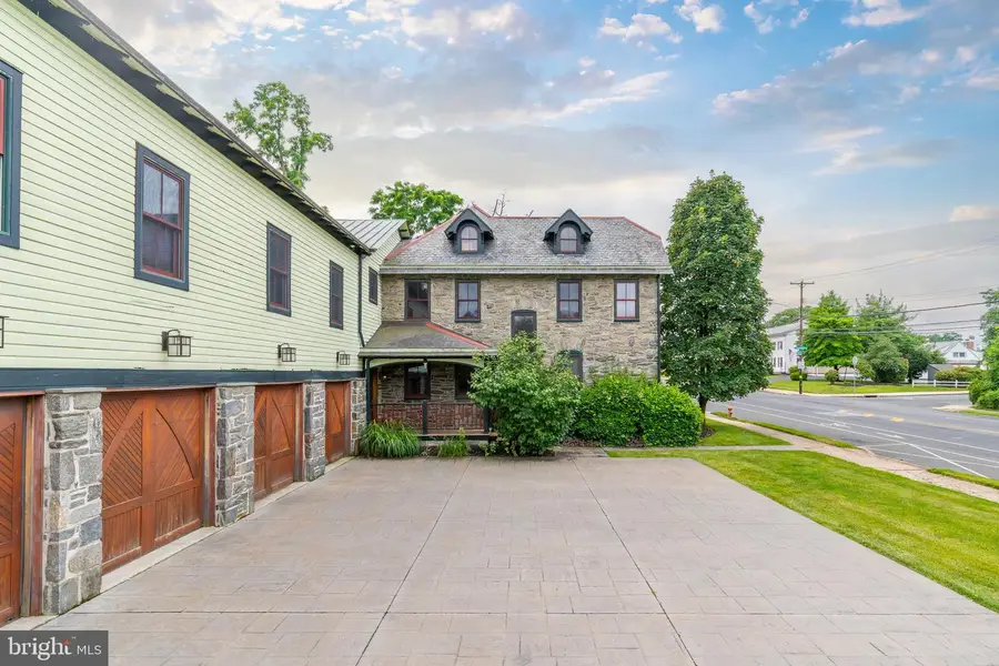 8101 Verree Rd, Philadelphia, PA 19111 - Image #2