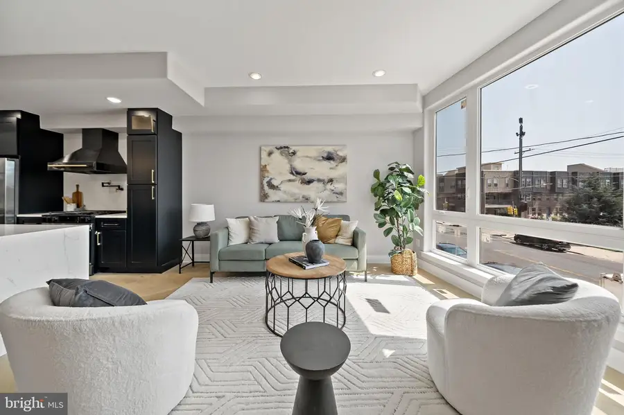 1810 E Moyamensing St #b, Philadelphia, PA 19148 - Image #2